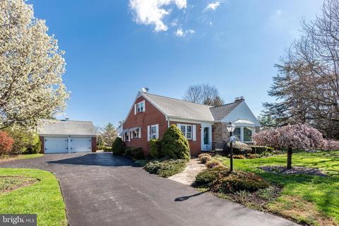 413 E Baltimore St, Taneytown, MD 21787 photo 6