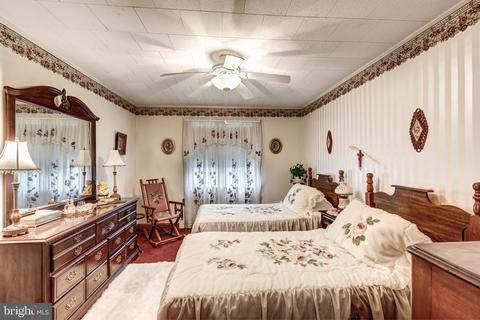 413 E Baltimore St, Taneytown, MD 21787 photo 24