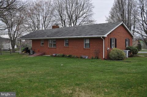 511 Sullivan Rd, Westminster, MD 21157 photo 3