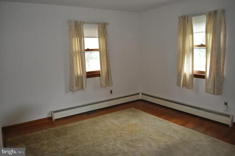 511 Sullivan Rd, Westminster, MD 21157 photo 11