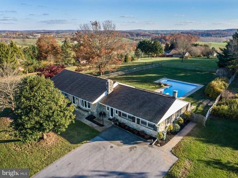 703 Stone Rd, Westminster, MD 21158 photo 1