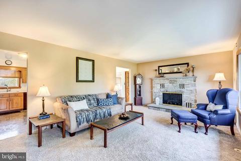 703 Stone Rd, Westminster, MD 21158 photo 16
