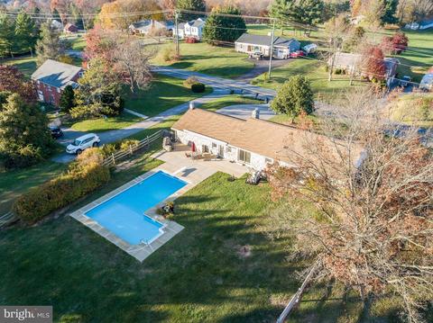 703 Stone Rd, Westminster, MD 21158 photo 5