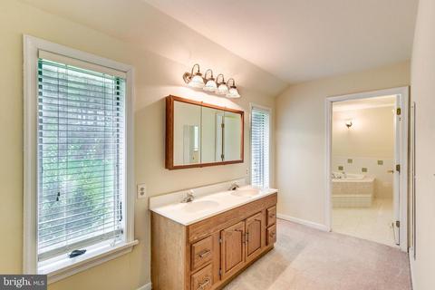 1215 Wynside Ln, Hampstead, MD 21074 photo 26
