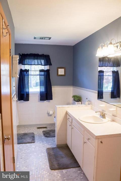 1034 Oak Dr, Westminster, MD 21158 photo 21