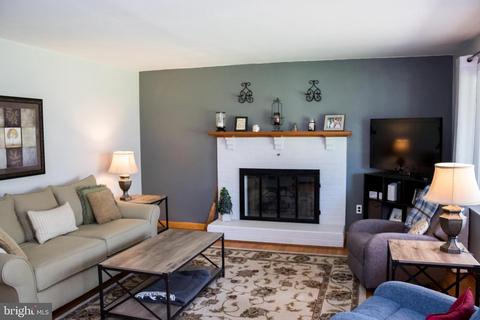 1034 Oak Dr, Westminster, MD 21158 photo 10