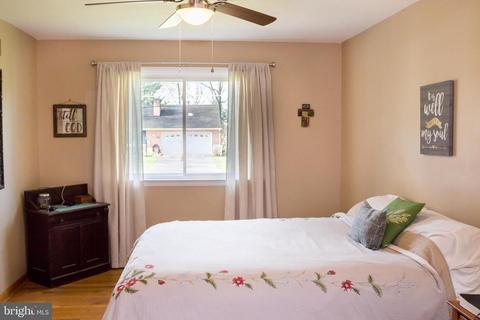 1034 Oak Dr, Westminster, MD 21158 photo 18