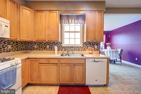1852 Upper Forde Ln, Hampstead, MD 21074 photo 8