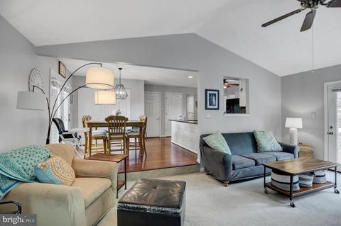 428 Sawgrass Ct, Westminster, MD 21158 photo 17