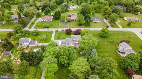 2010 Snapdragon Dr, Finksburg, MD 21048 photo 5
