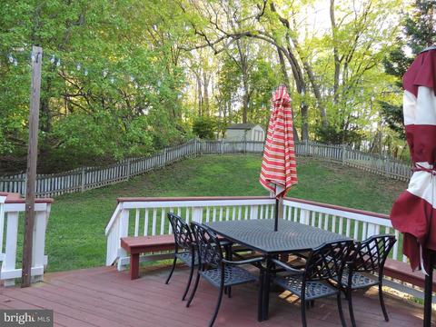 1806 Tillerman Dr, Hampstead, MD 21074 photo 5