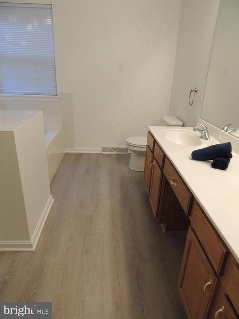 1806 Tillerman Dr, Hampstead, MD 21074 photo 36