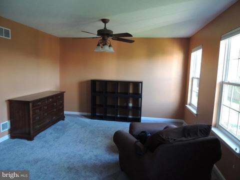 1806 Tillerman Dr, Hampstead, MD 21074 photo 10