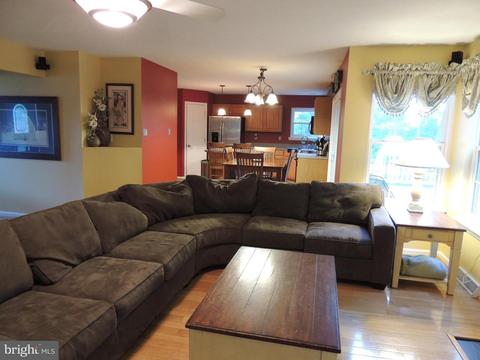1806 Tillerman Dr, Hampstead, MD 21074 photo 18