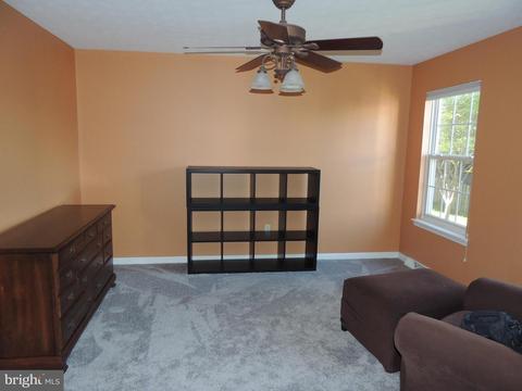 1806 Tillerman Dr, Hampstead, MD 21074 photo 9