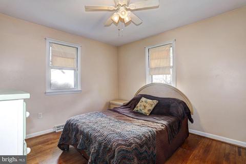 3714 Grave Run Rd, Hampstead, MD 21074 photo 10