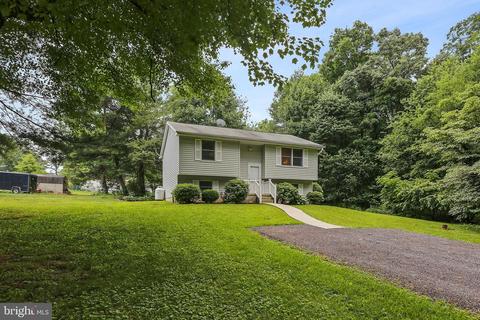1806 Bloom Rd, Westminster, MD 21157 photo 1