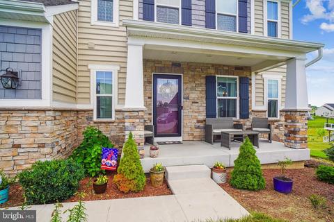 381 Corniche Ct, Westminster, MD 21158 photo 4
