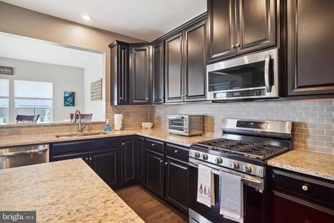 381 Corniche Ct, Westminster, MD 21158 photo 18