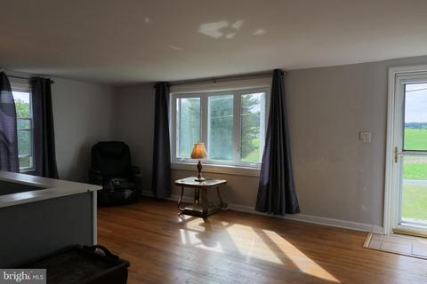 2205 Fairmount Rd, Hampstead, MD 21074 photo 9