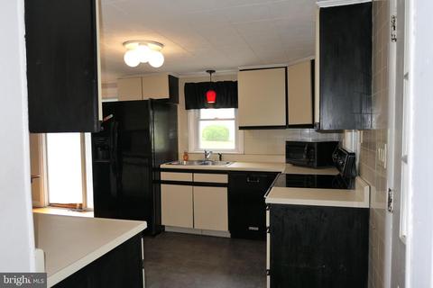 2205 Fairmount Rd, Hampstead, MD 21074 photo 11
