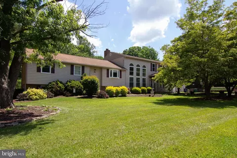 3605 Dewberry Cir, Westminster, MD 21157
