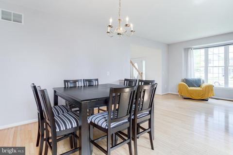 796 Wellesley Ct, Hampstead, MD 21074 photo 8