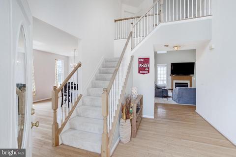 796 Wellesley Ct, Hampstead, MD 21074 photo 2