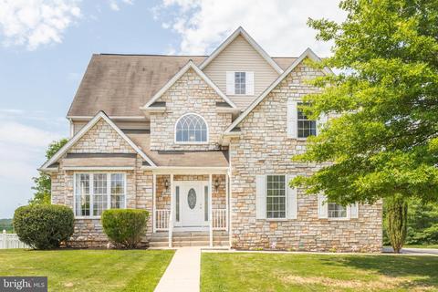 796 Wellesley Ct, Hampstead, MD 21074 photo 1
