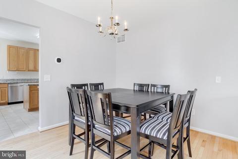 796 Wellesley Ct, Hampstead, MD 21074 photo 12