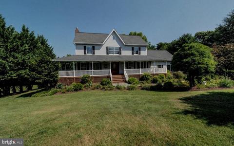4100 Della Dr, Westminster, MD 21157 photo 3