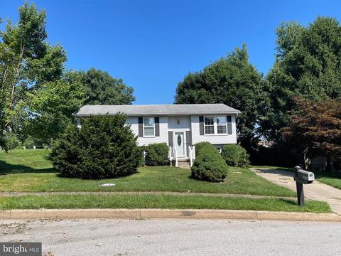 301 Crestview Ct, Westminster, MD 21158 photo 2