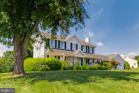1741 Peppermint Ln, Westminster, MD 21157 photo 3