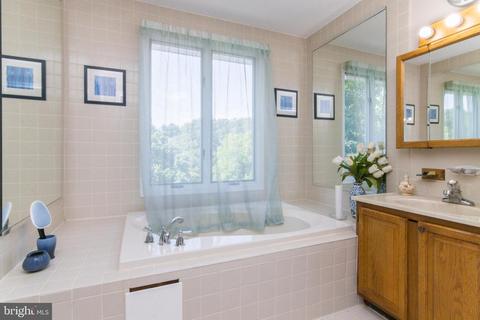 1741 Peppermint Ln, Westminster, MD 21157 photo 29