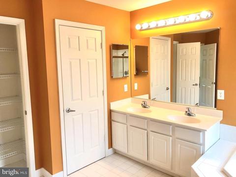 557 Hidden Stream Ct, Westminster, MD 21158 photo 25