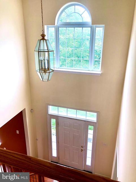 557 Hidden Stream Ct, Westminster, MD 21158 photo 2