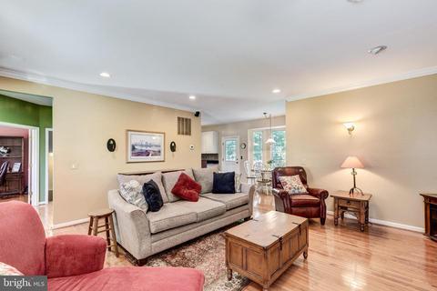 801 Wellesley Ct, Hampstead, MD 21074 photo 3