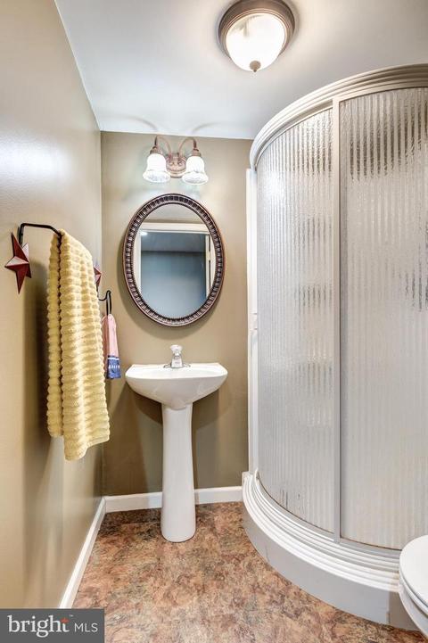 801 Wellesley Ct, Hampstead, MD 21074 photo 36