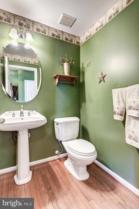 801 Wellesley Ct, Hampstead, MD 21074 photo 17