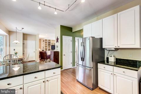 801 Wellesley Ct, Hampstead, MD 21074 photo 12