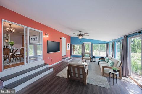 2104 Sterling Ct, Hampstead, MD 21074 photo 4