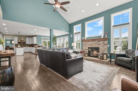 1069 Berberi Rd, Westminster, MD 21157 photo 4