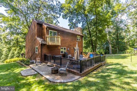 4702 Gross Ml, Hampstead, MD 21074 photo 2