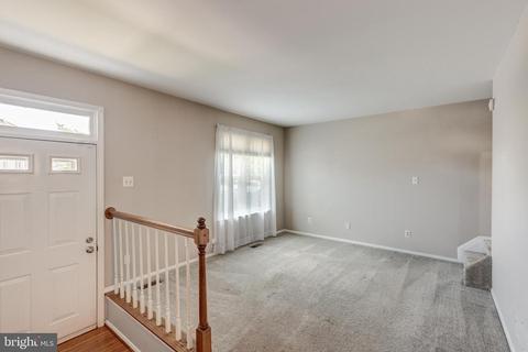 346 Logan Dr, Westminster, MD 21157 photo 3