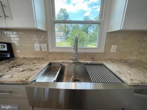 820 Amanda Dr, Westminster, MD 21158 photo 12