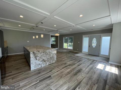 820 Amanda Dr, Westminster, MD 21158 photo 5