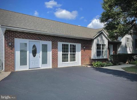 820 Amanda Dr, Westminster, MD 21158 photo 3