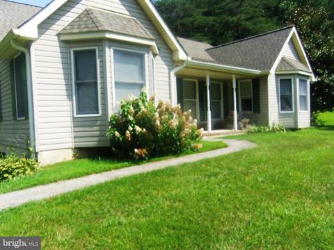 1775 England Dr, Hampstead, MD 21074 photo 3