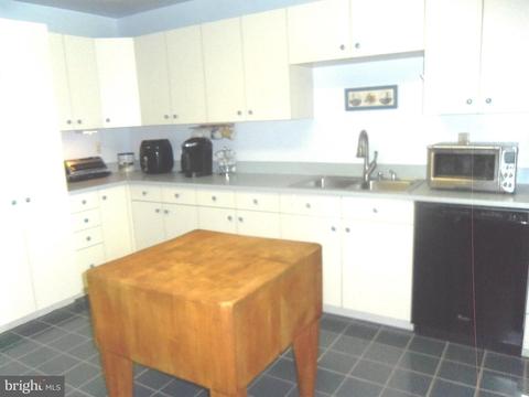 1775 England Dr, Hampstead, MD 21074 photo 21