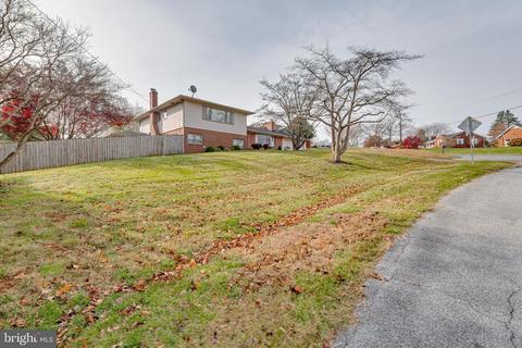 608 Poole Rd, Westminster, MD 21157 photo 6